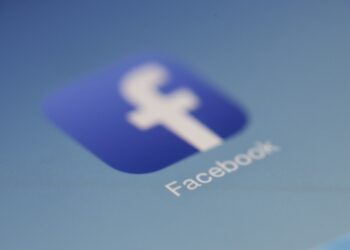 8 Positive Lessons From Facebook On Building Momentum  Image via Flickr by stockcatalog
