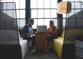 8 Keys to Delivering Exceptional Customer Experiences