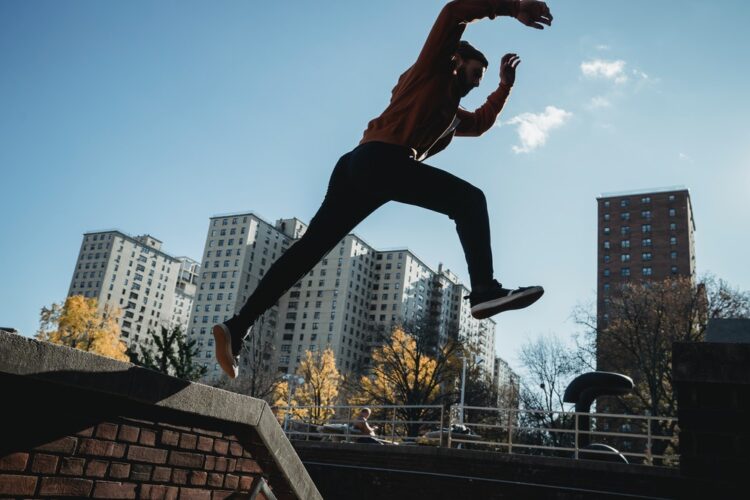 7 Ways to Convince Other People to Take a Risk On You