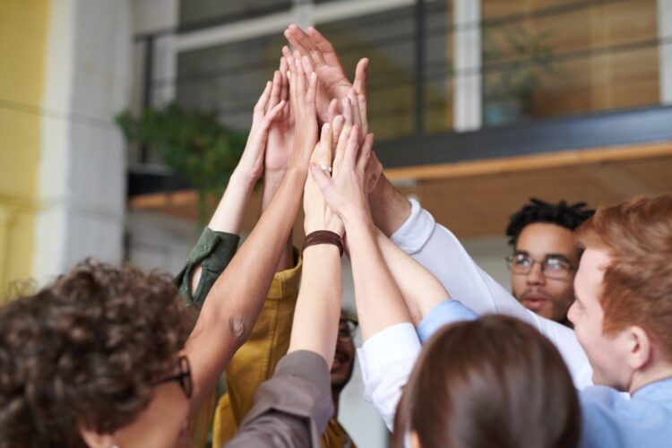 6 Keys To Managing Funding From People Close To You